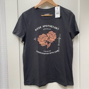Schitts Creek Rose Apothecary Size Medium T-Shirt Gray Pink 100% Cotton NWT